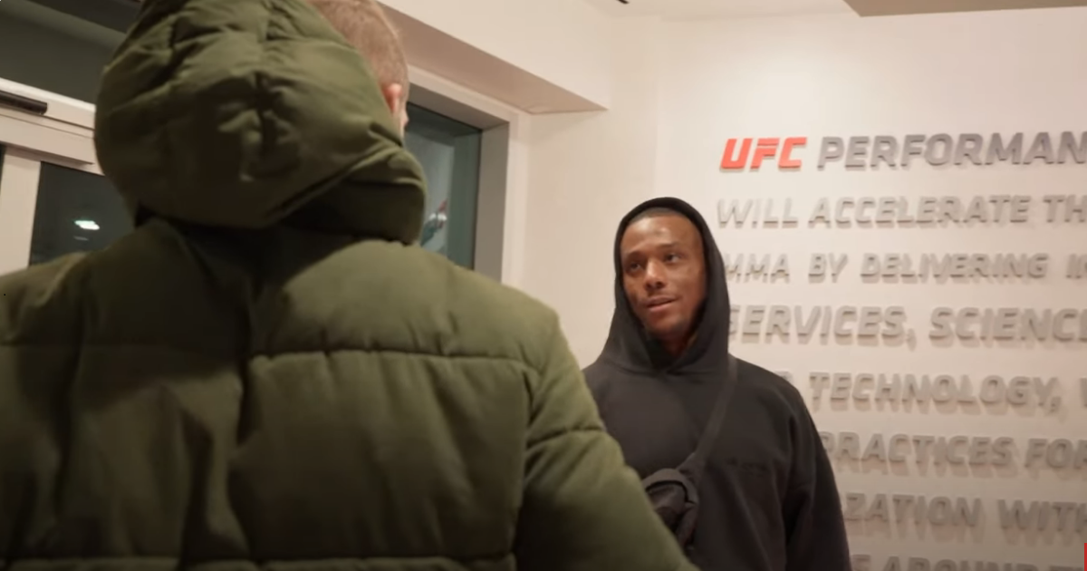 UFC 311: Embedded: Spotkanie Prochazki z Hillem w ośrodku UFC (WIDEO)